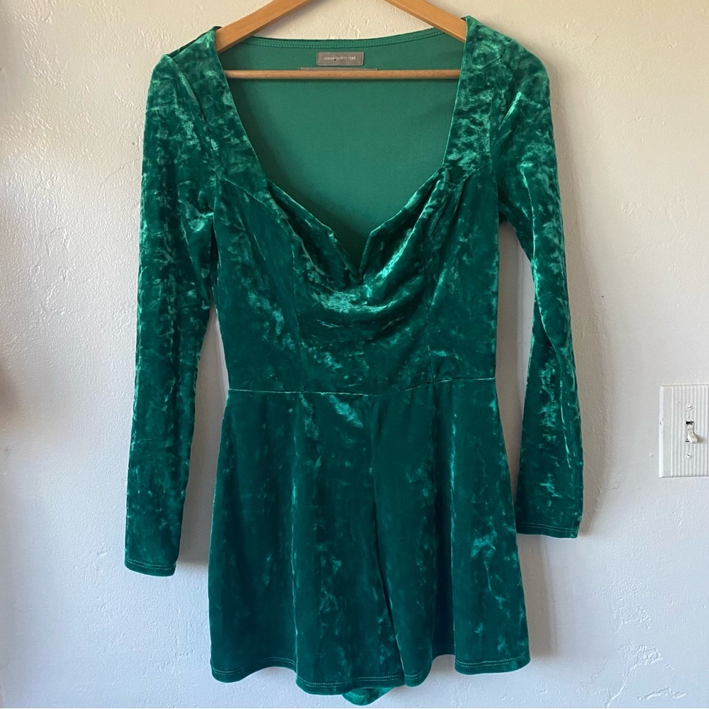 UO emerald green crushed velvet romper size medium nwot